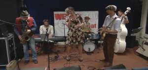 Tess 'n Jazz met Remember in programma HoOreNdol