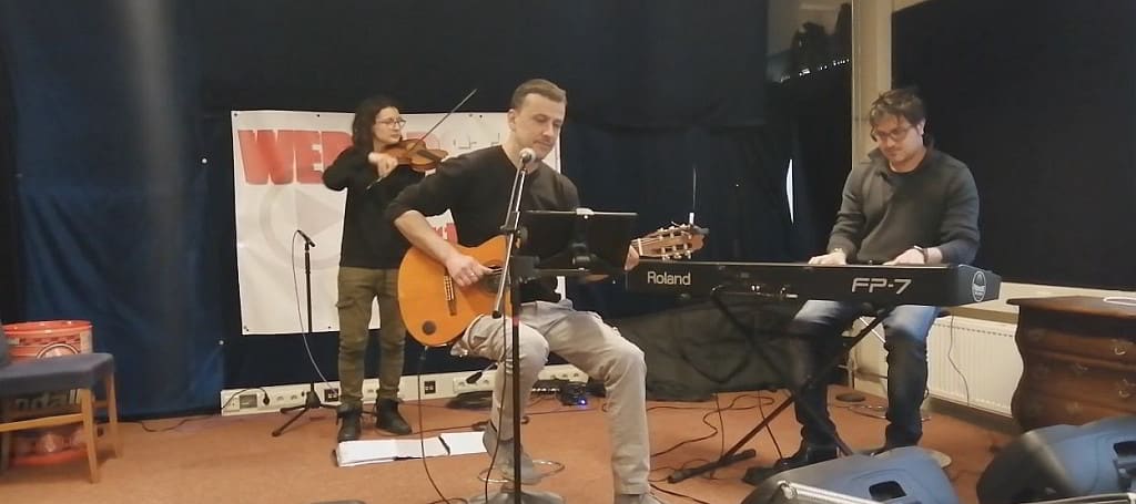 Alberto Napolitano bij Wereldstad radio